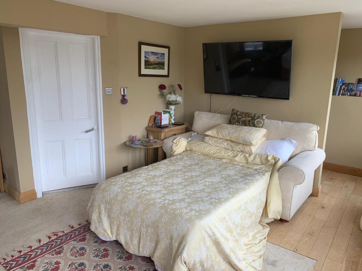 The Penthouse Bowness Luxury Loft Jacuzzi Bath & Complimentary Lakeview Spa Membership Exteriör bild